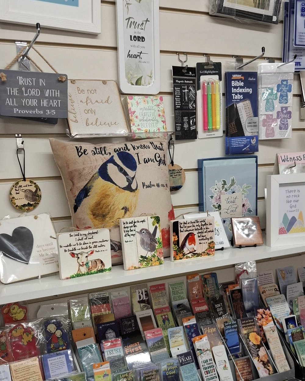 Gifts & Plaques